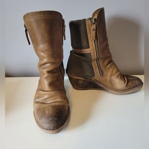 Fly London Simi Boots In Olive, GUC, Size 39
